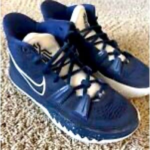Nike kyrie 7.5